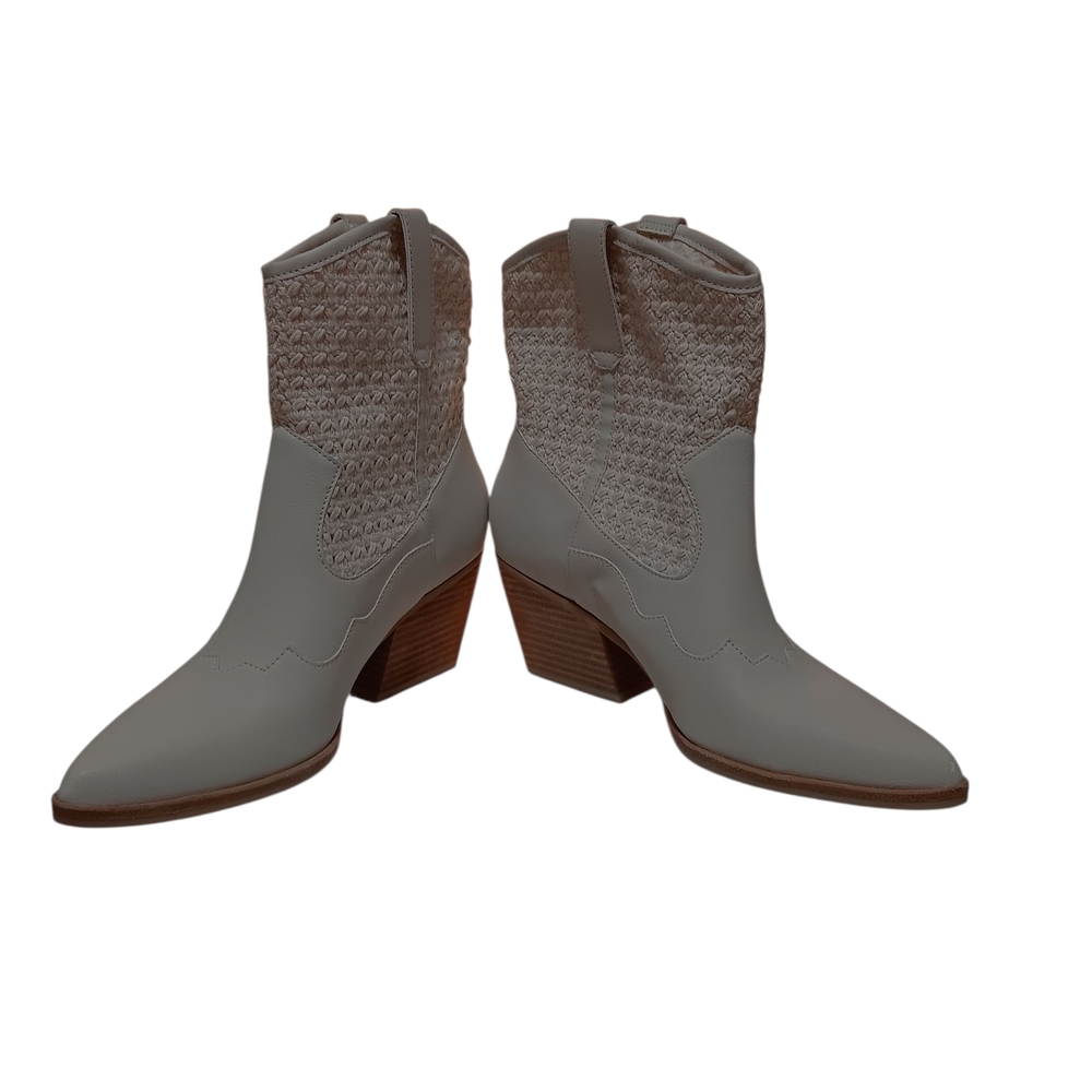 ๐ซ Dolce Vita Cream Ankle Wedge Boots ๐ค - Picture 4 of 6